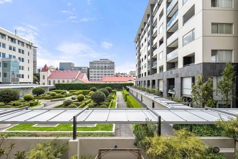 Photo of property in Sanctum Apartment, 10 Ebor Street, Te Aro, Wellington, 6011