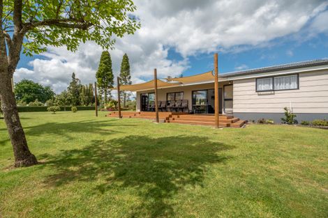Photo of property in 38 Riddell Road, Kerikeri, 0230