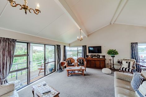 Photo of property in 10 Saint Marys Road, Waipukurau, 4200