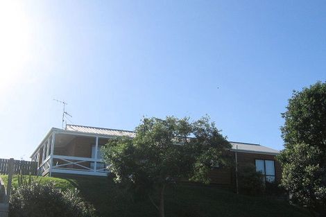 Photo of property in 17 Campbell Avenue, Paraparaumu, 5032