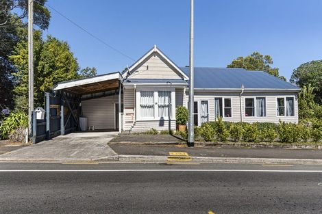 Photo of property in 28 Carrington Street, New Plymouth, 4310