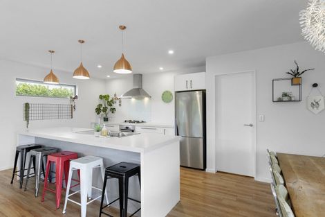 Photo of property in 15 Whitau Place, Marshland, Christchurch, 8083