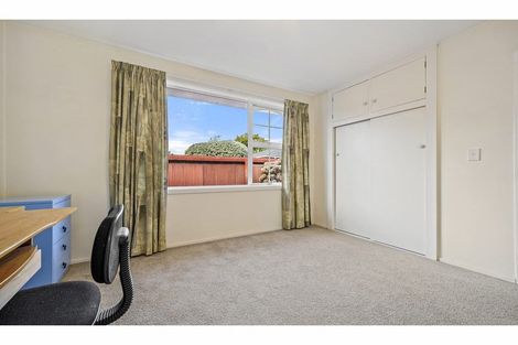 Photo of property in 2/203 Main North Road, Redwood, Christchurch, 8051