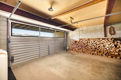 Photo of property in 110b Wynyard Crescent, Fernhill, Queenstown, 9300