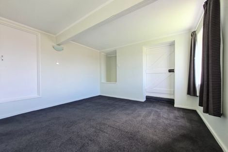 Photo of property in 1/177 Glenfield Road, Hillcrest, Auckland, 0627