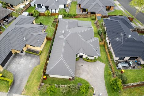 Photo of property in 97 Farnborough Drive, Grandview Heights, Hamilton, 3200