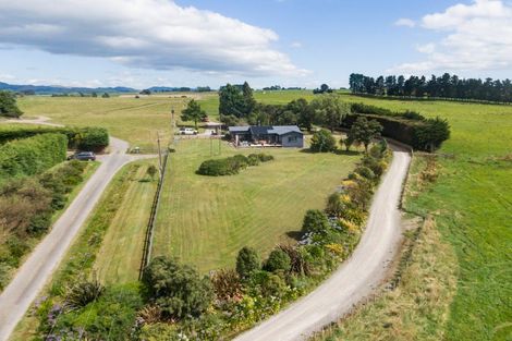 Photo of property in 54 Byrne Road, Takapau, 4287