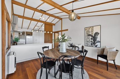 Photo of property in 1 Dyers Pass Road, Cashmere, Christchurch, 8022