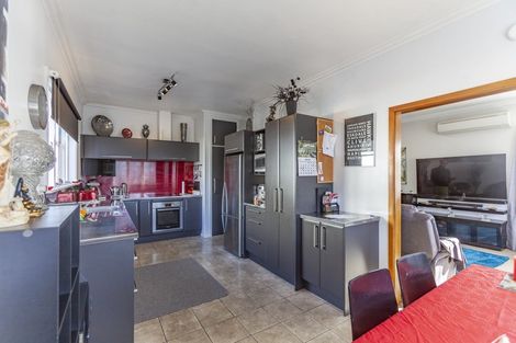 Photo of property in 205 Tudor Avenue, Mayfair, Hastings, 4122