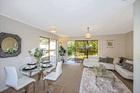 Photo of property in 2/36 Greendale Spur, Glenfield, Auckland, 0629