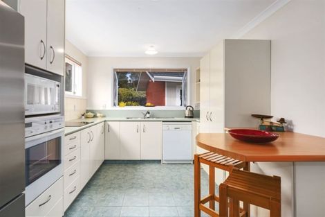 Photo of property in 7 Oak Avenue, Paremata, Porirua, 5024