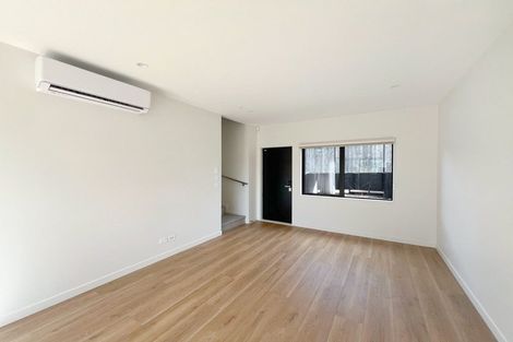 Photo of property in 4/29 Brandon Road, Glen Eden, Auckland, 0602