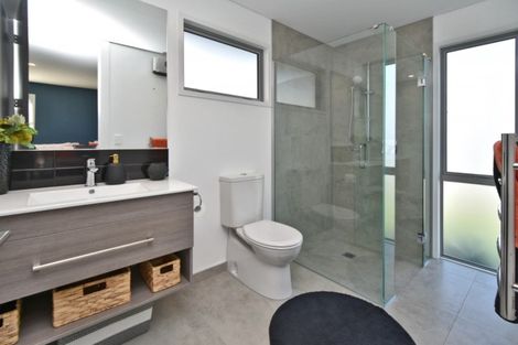 Photo of property in 33 Prestons Park Drive, Marshland, Christchurch, 8083