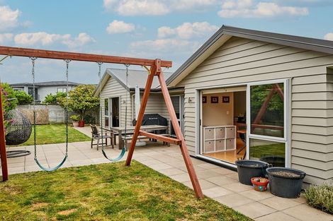 Photo of property in 12 Peel Lane, Aotea, Porirua, 5024