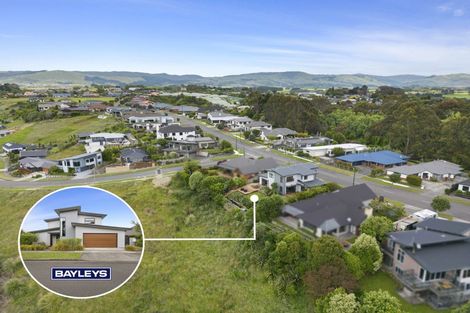 Photo of property in 67 Ruapehu Drive, Fitzherbert, Palmerston North, 4410