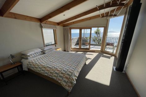 Photo of property in 9 Ocean Parade, Pukerua Bay, 5026