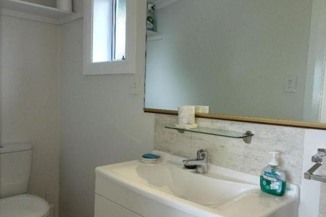 Photo of property in 27 Ngamotu Road, Moturoa, New Plymouth, 4310