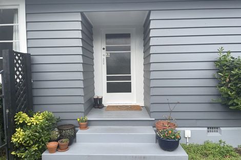 Photo of property in 12 Orkney Street, Strowan, Christchurch, 8052