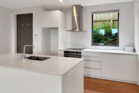 Photo of property in 62 Spenmoor Street, Newlands, Wellington, 6037