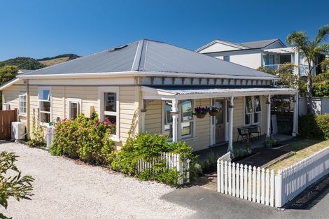 Photo of property in 35 Trafalgar Street, The Wood, Nelson, 7010