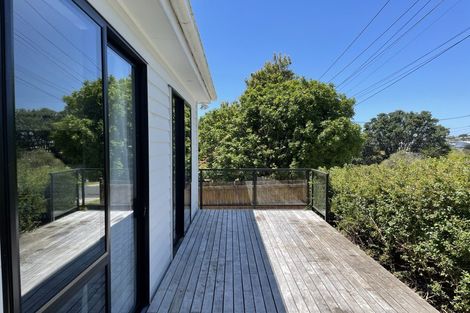 Photo of property in 14 Fordham Street, Beach Haven, Auckland, 0626