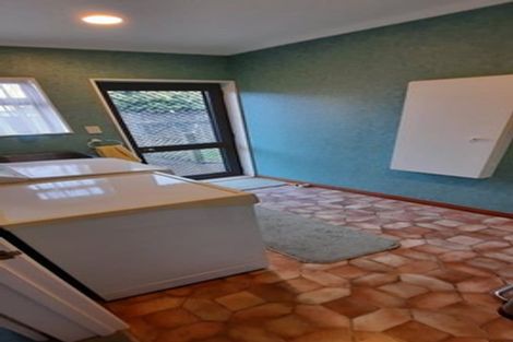 Photo of property in 10 Saint Helens Place, Tawhero, Whanganui, 4501