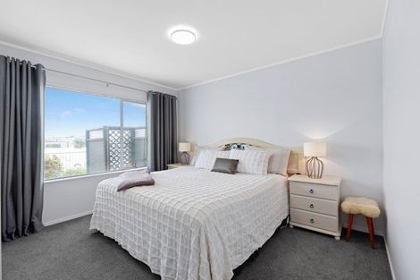 Photo of property in 4/10 Ranch Road, Mount Maunganui, 3116
