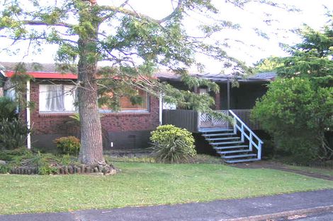 Photo of property in 8 Riviera Place, Hauraki, Auckland, 0622