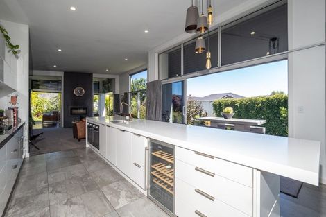 Photo of property in 12 Kelburn Place, Tinwald, Ashburton, 7700