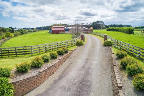 Photo of property in 31 Briarwood Road, Kelvin Grove, Palmerston North, 4470