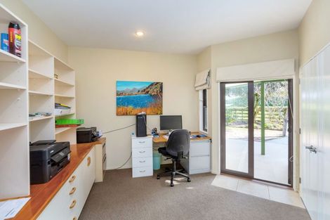 Photo of property in 328 Fabians Road, Morison Bush, Greytown, 5794