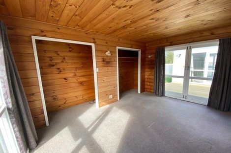 Photo of property in 4 Rimu Street, Waikanae, 5036