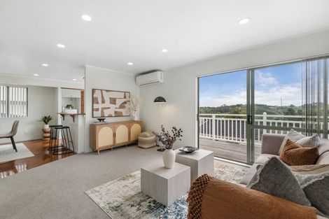 Photo of property in 2/21 Bonito Place, Bayview, Auckland, 0629