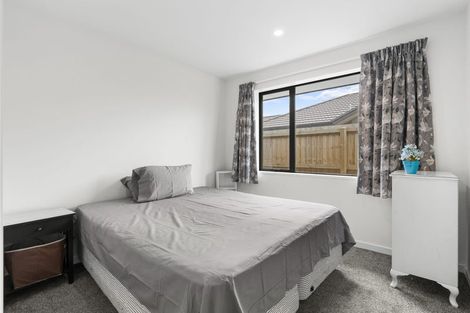 Photo of property in 6 Olearia Lane, Halswell, Christchurch, 8025