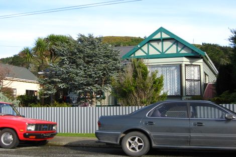 Photo of property in 16 Spencer Street, Bluff, 9814