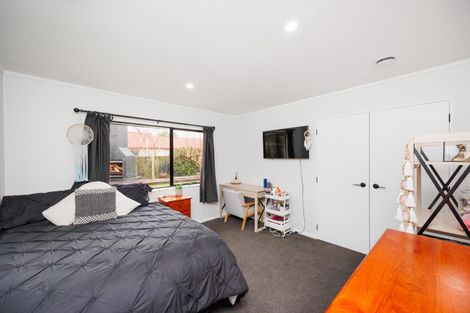 Photo of property in 28 Jefferson Crescent, Milson, Palmerston North, 4414