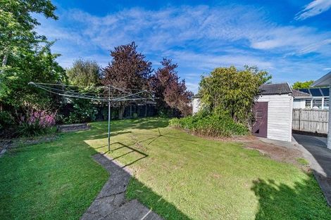 Photo of property in 64 Farquhars Road, Redwood, Christchurch, 8051