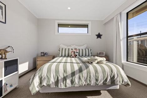 Photo of property in 15 Cross Street, Milton, 9220