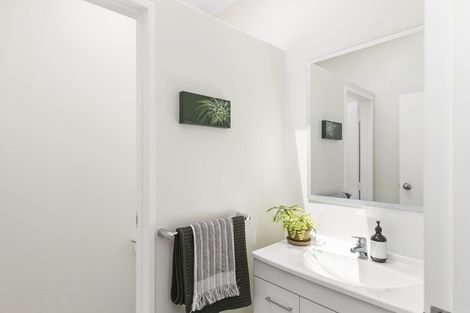 Photo of property in 5 Gavaskar Place, Khandallah, Wellington, 6035