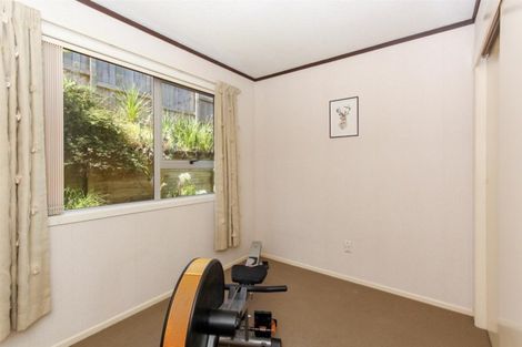 Photo of property in 15 Selwyn Street, Lower Vogeltown, New Plymouth, 4310