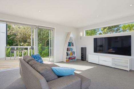 Photo of property in 167b Ocean Beach Road, Tairua, 3508