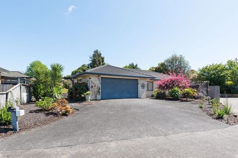 Photo of property in 11 Oakridge Drive, Kerikeri, 0230