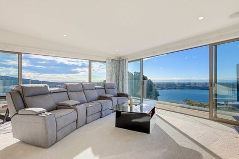 Photo of property in 320 Cannon Hill Crescent, Mount Pleasant, Christchurch, 8081