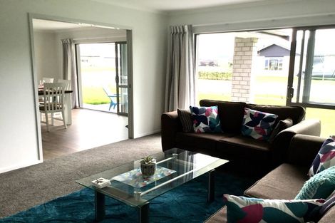 Photo of property in 96 Kupe Drive, Whitianga, 3510