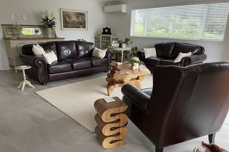 Photo of property in 21 Amsharlo Drive, Kerikeri, 0230