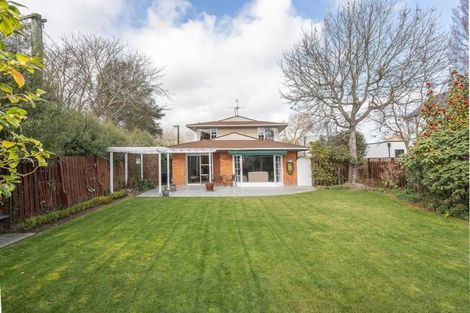 Photo of property in 11 Daresbury Lane, Fendalton, Christchurch, 8014