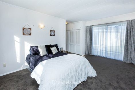 Photo of property in 56 Thomas Street, Stokes Valley, Lower Hutt, 5019