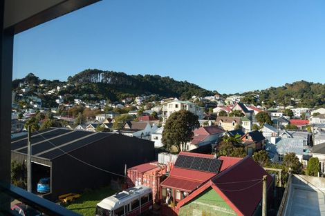 Photo of property in 8/11f Newtown Avenue, Newtown, Wellington, 6021