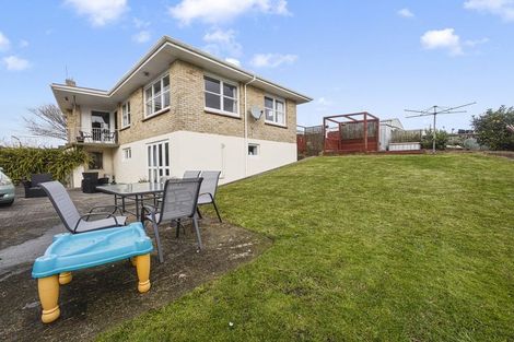 Photo of property in 203 Warburton Crescent, Te Awamutu, 3800