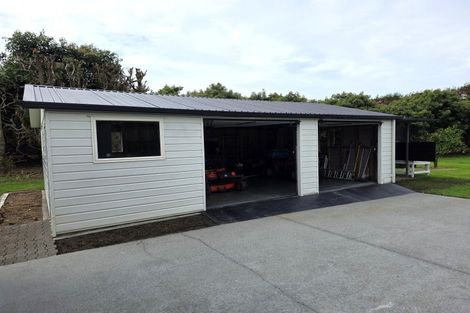 Photo of property in 244 Beach Road, Katikati, 3178